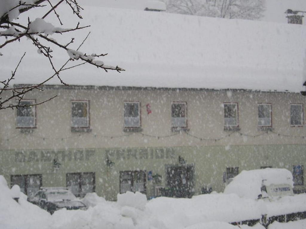 Gasthof Dorfwirt Hotel Hermagor Exterior photo